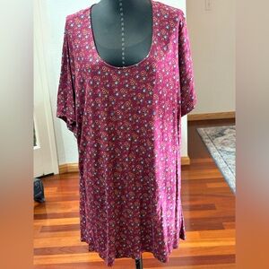 CHELSEA STUDIO WOMENS SIZE 22/24 1X
See pics